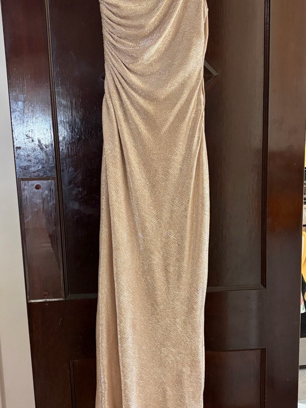 CK one -Shoulder Metallic Gold Evening Gown NEW - Picture 4 of 9